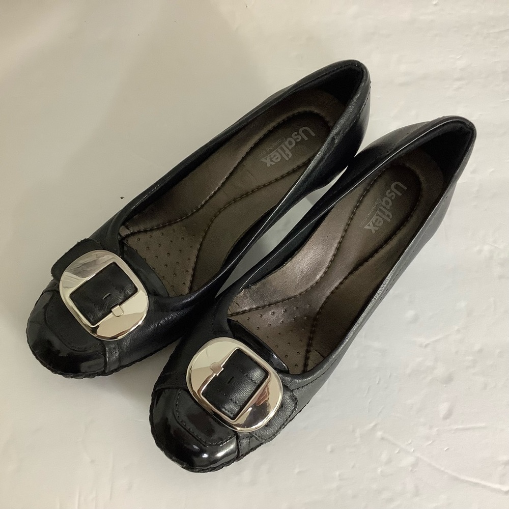 Usaflex Women’s black 2” heels comfort shoes size 6